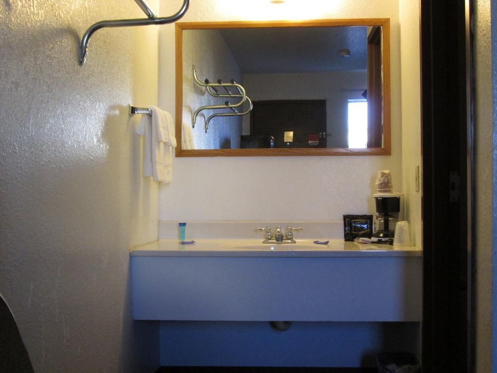 לורדסבורג Motel 10 חדר תמונה